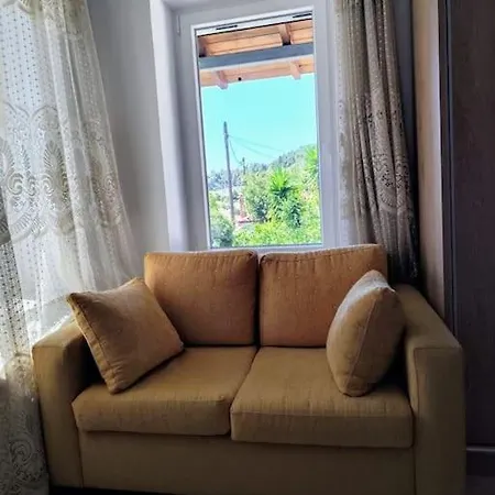 Filip And Myrsinis House - *