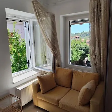 Filip And Myrsinis House - Holiday home